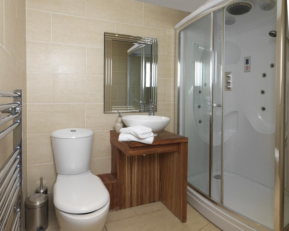 Garden View, 6 Rodley Hall, Leeds Apartment Leeds  Exterior photo
